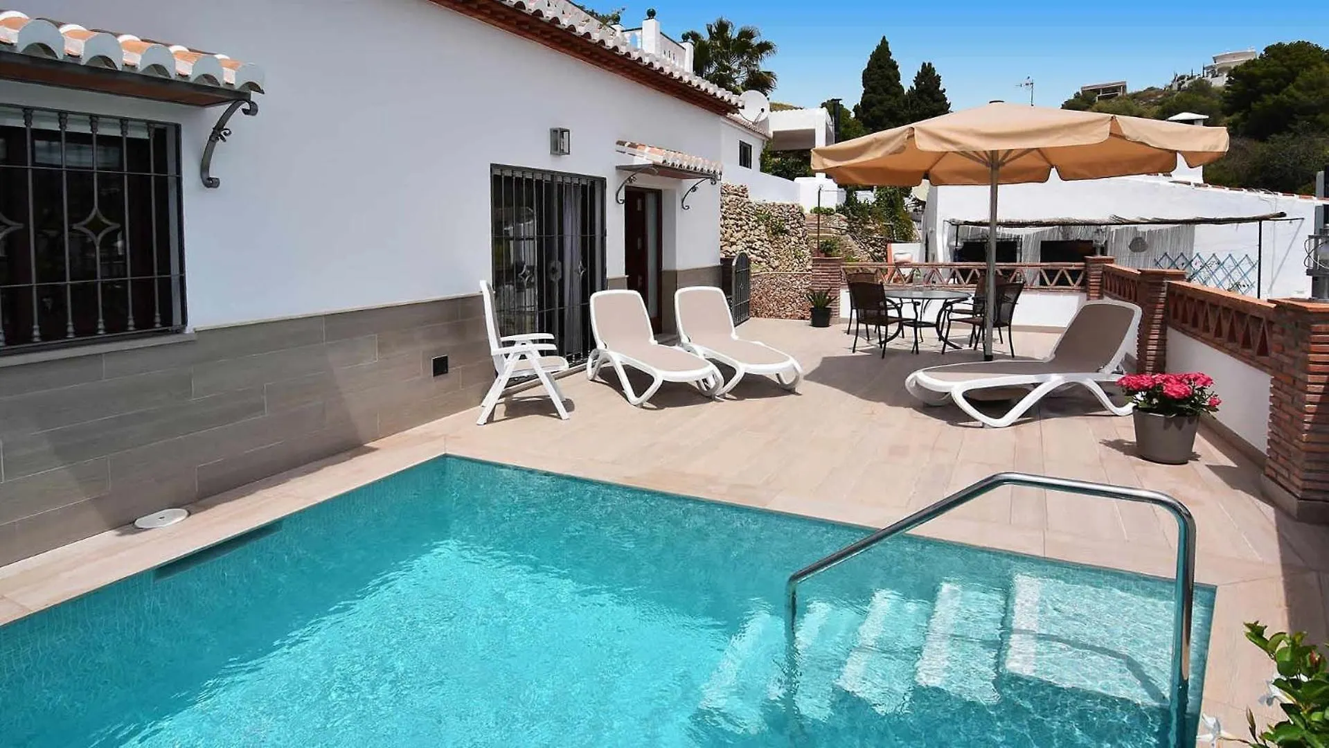 Villa Garcia Jaime Casitas Select location